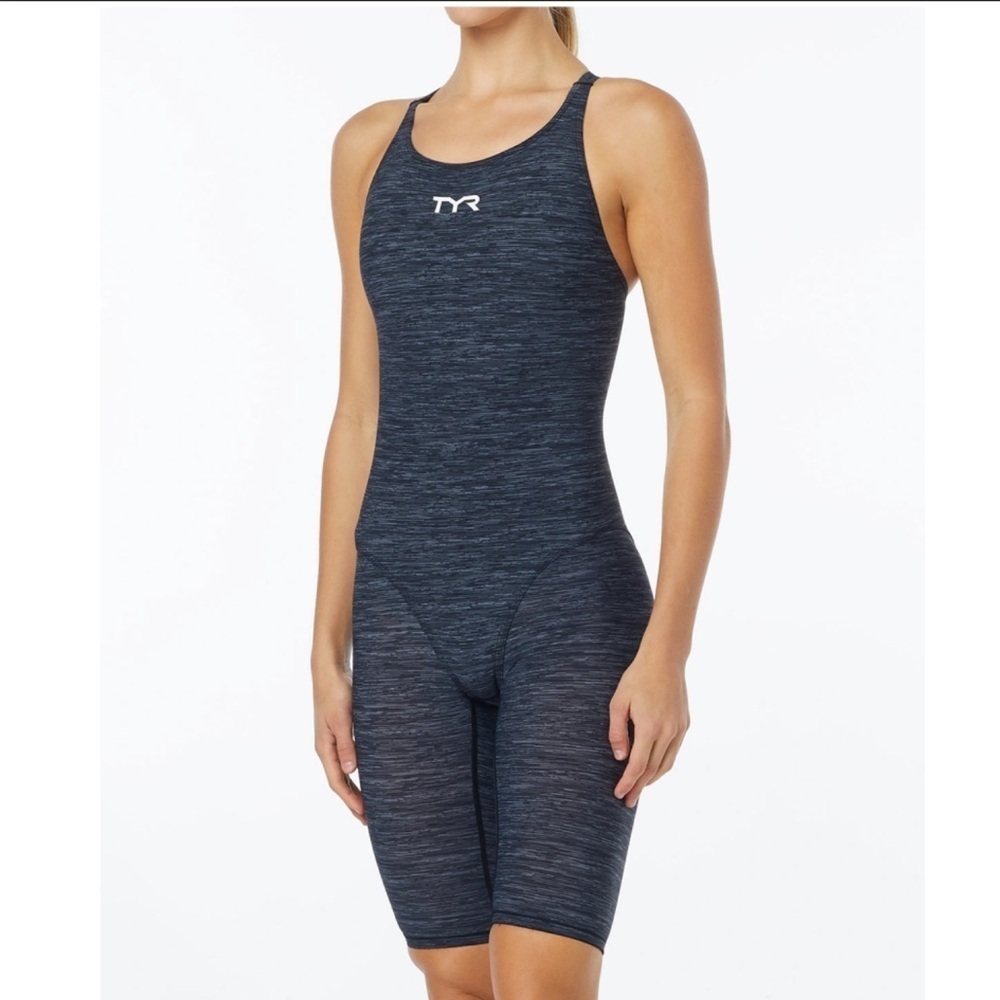 TYR Thresher Baja Open Back Tech Swimsuit Size 28, 26 In Black